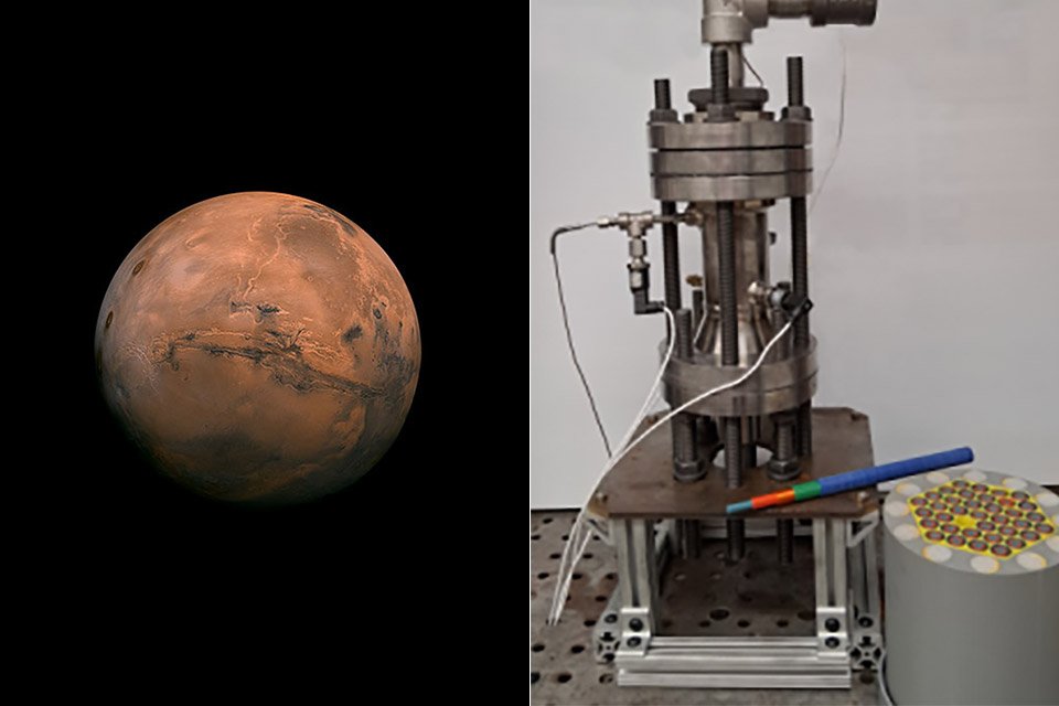 Nuclear Propulsion Space Travel Liquid Uranium CNTR Rocket